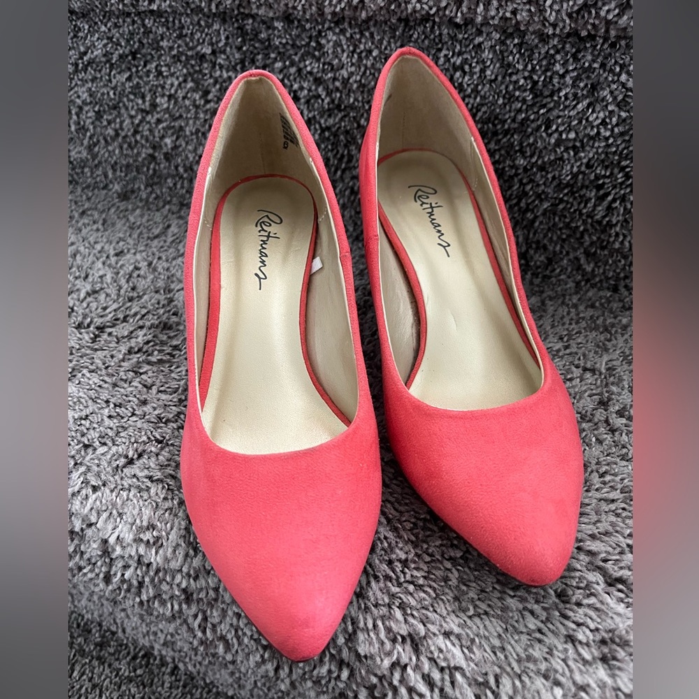 REITMANS SHOES EUC
